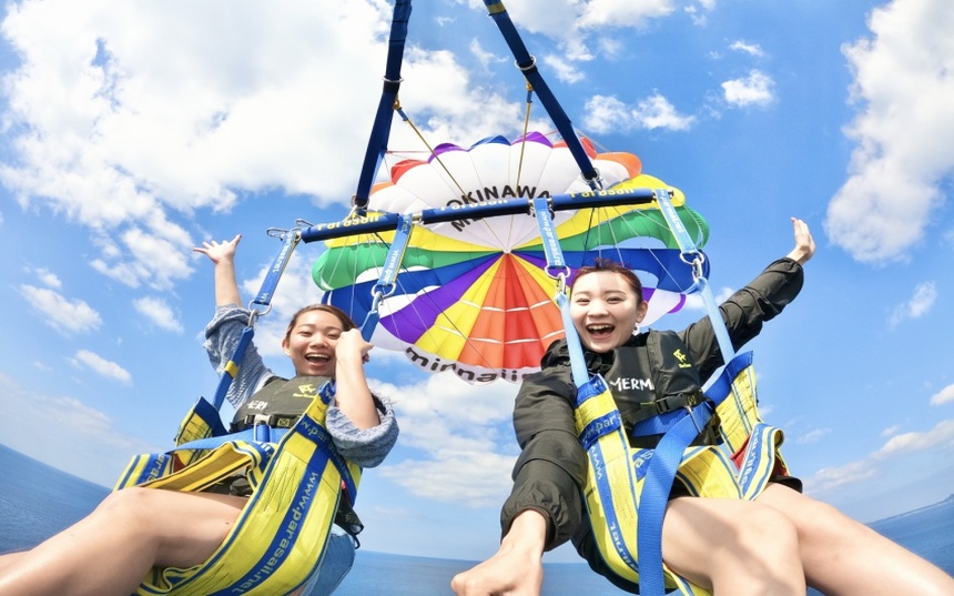 本島北部パラセーリングマリンショップマーメイド