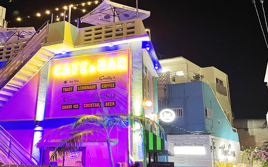カクテルかき氷とルーフトップビアガーデンーDrunker'sー