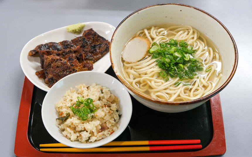 あぶり軟骨そばとじゅーしー