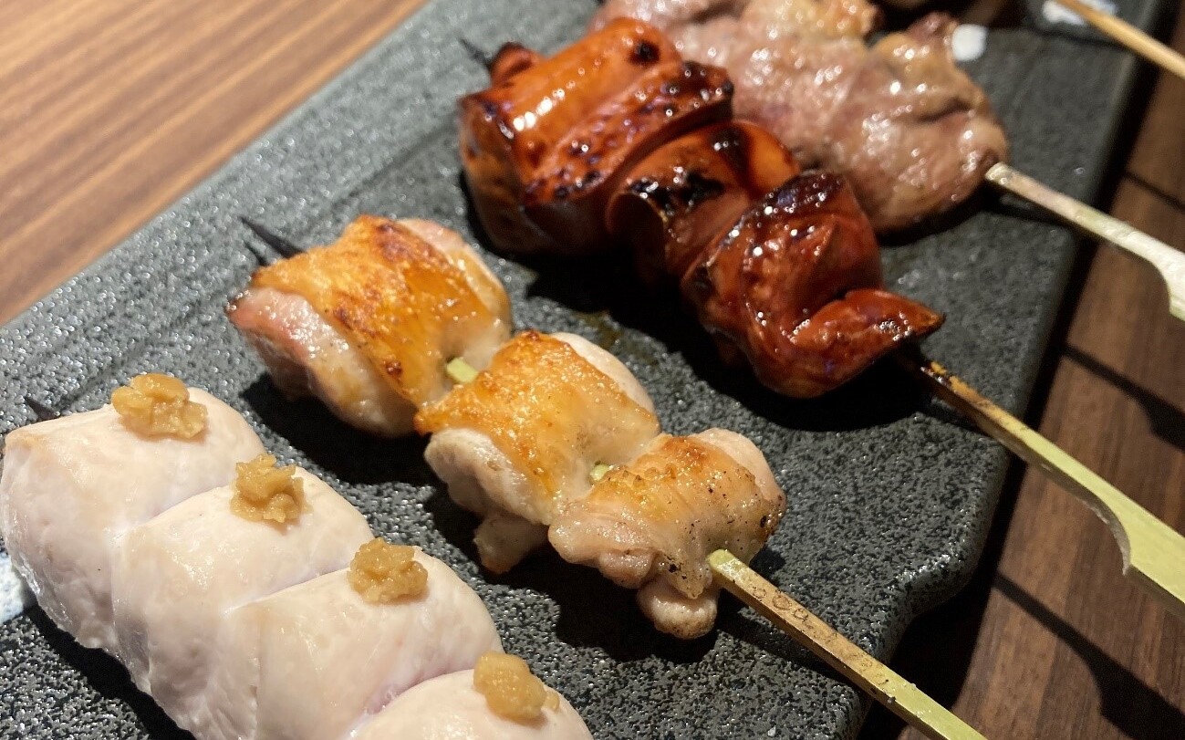 炭火焼き鳥 織うち